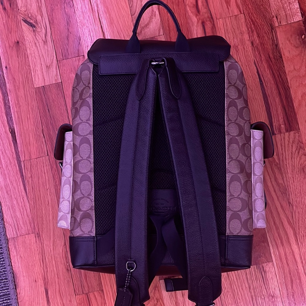 Coach Backpack - Picture 4 of 4